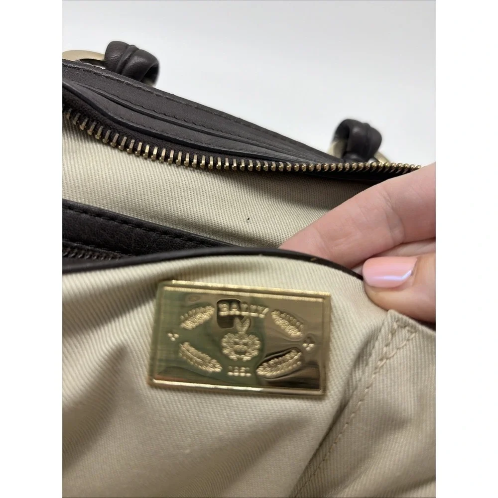 Bally Lailan  Y2K Brown Chocolate Leather Quiet Luxury Gathered Doctor Bag